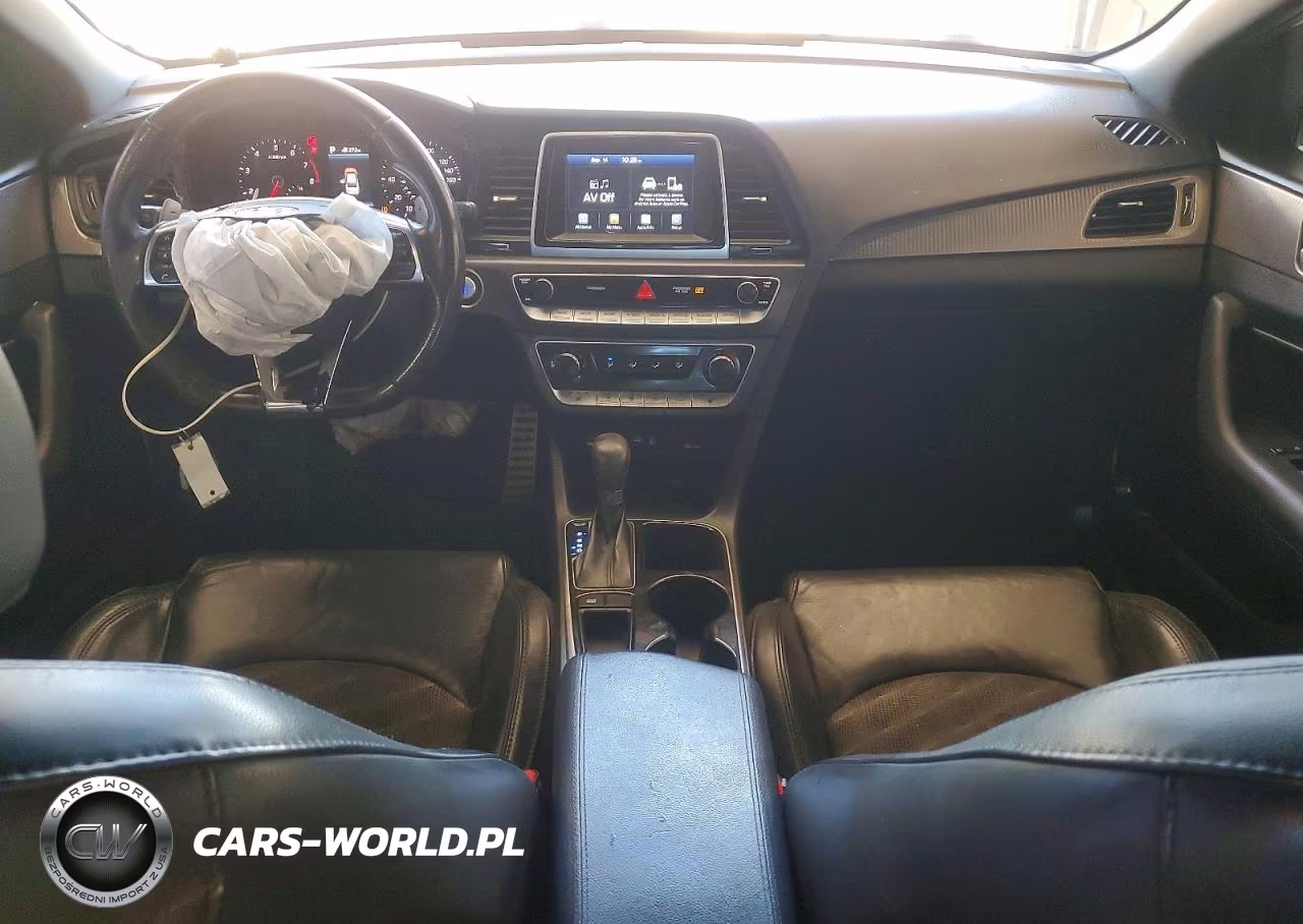 2018 Hyundai Sonata Sport VIN:5NPE34AF5JH674771 - 8