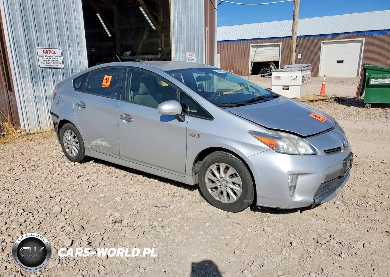 2014 Toyota Prius Plug-In Hybrid Base VIN:JTDKN3DP2E3050729 - 4