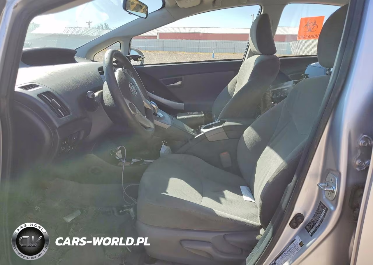 2014 Toyota Prius Plug-In Hybrid Base VIN:JTDKN3DP2E3050729 - 7