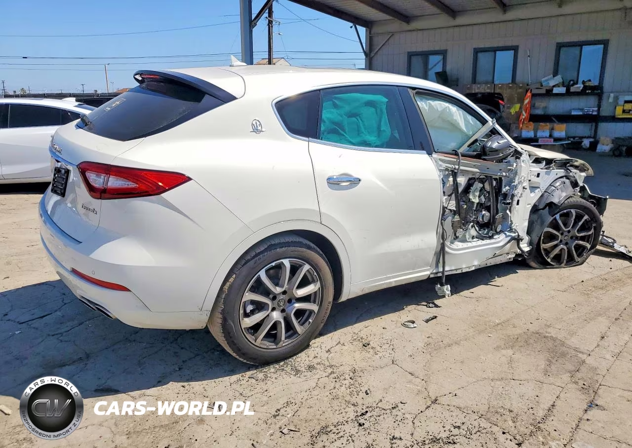 2020 Maserati Levante VIN:ZN661XUA4LX355914 - 3