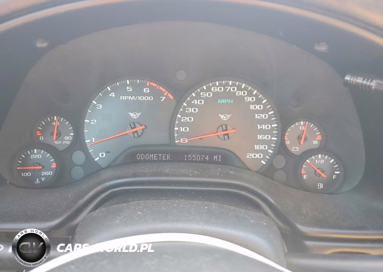 2002 Chevrolet Corvette VIN:1G1YY32G325133521 - 9