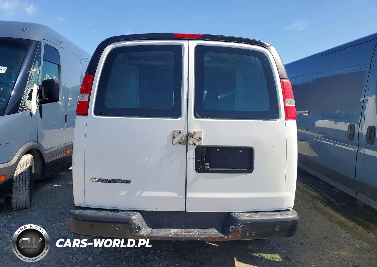 2017 Chevrolet Express G2500 VIN:1GCWGAFF6H1310666 - 6