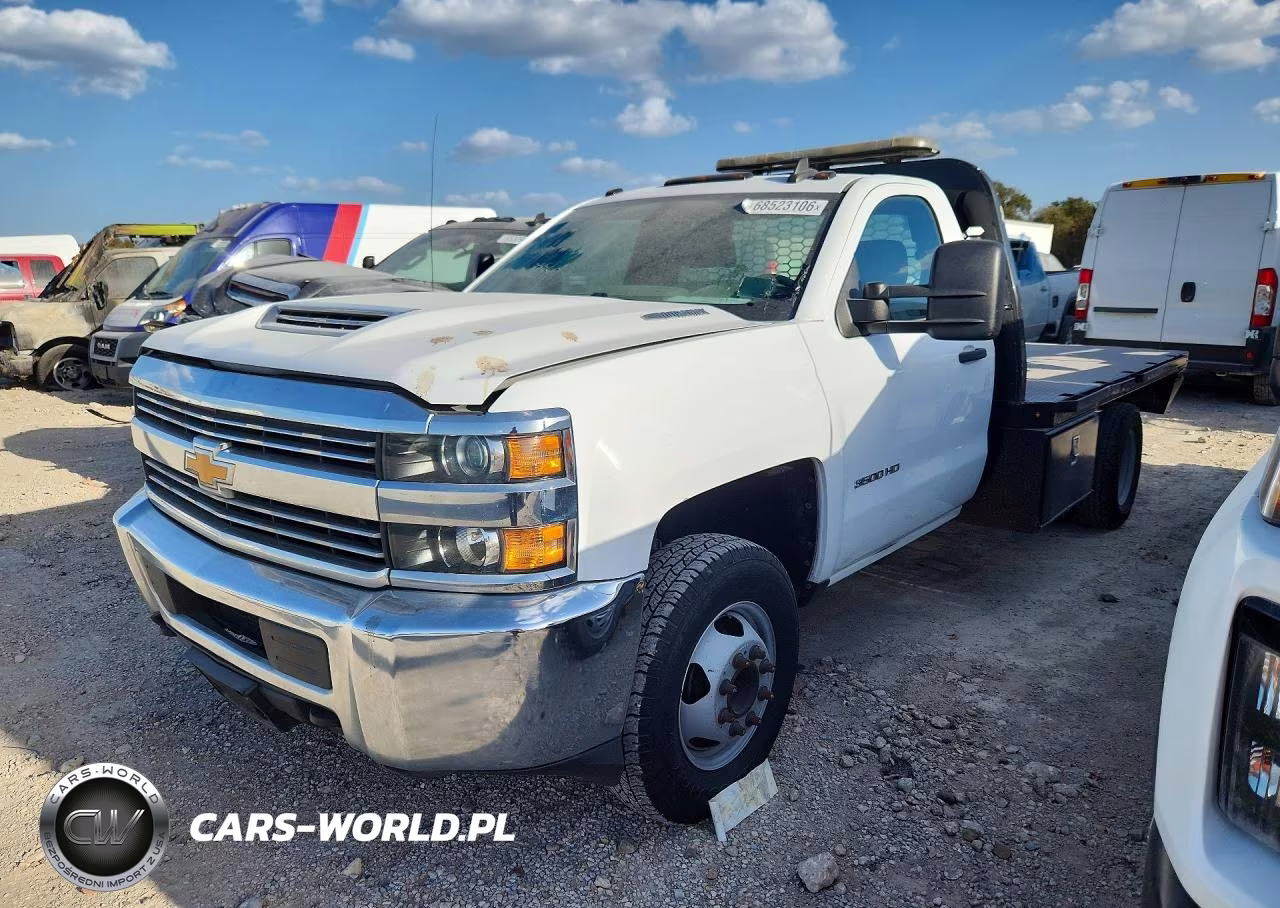 2018 Chevrolet Silverado C3500 VIN:1GB3CYCY5JF268226 - 1