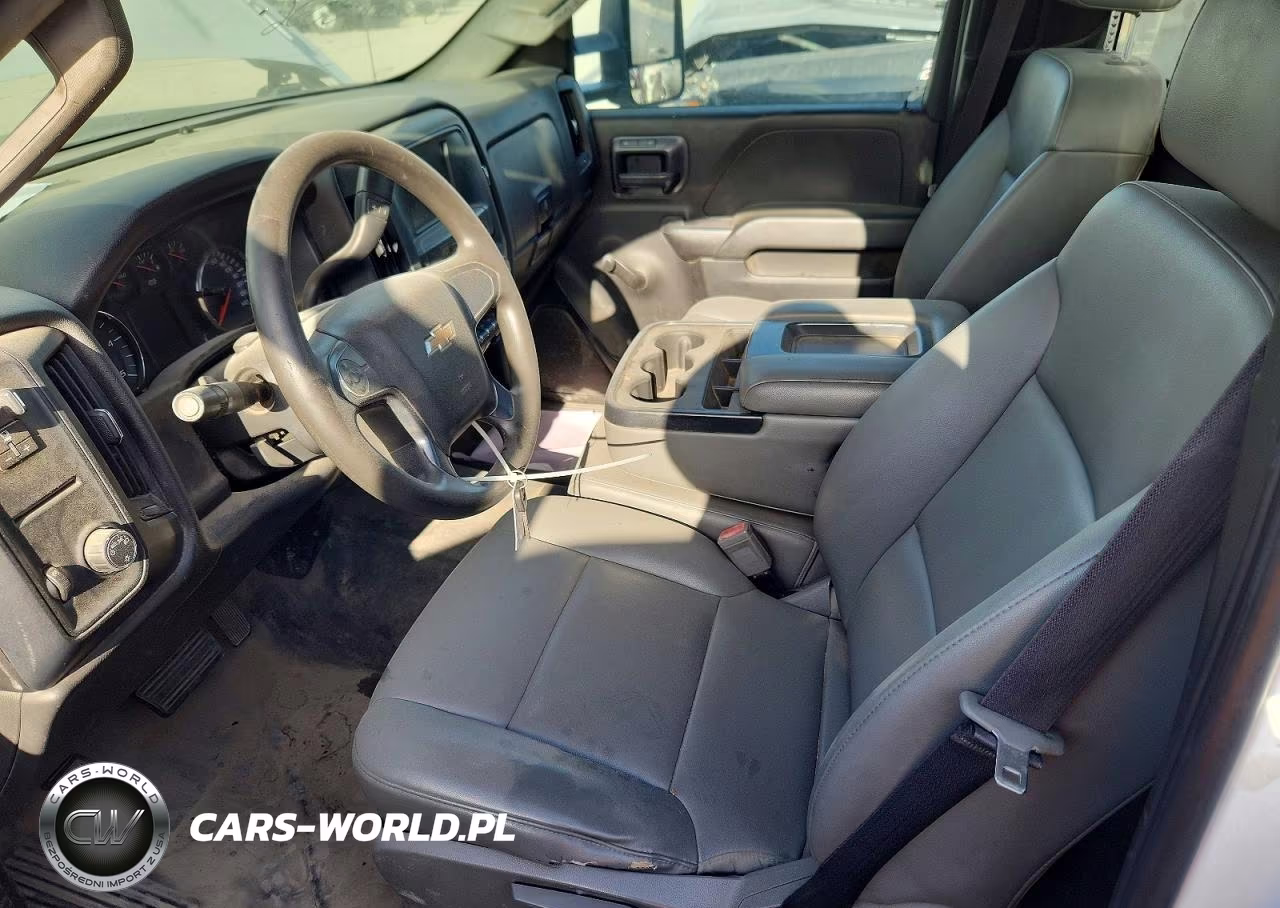 2018 Chevrolet Silverado C3500 VIN:1GB3CYCY5JF268226 - 7