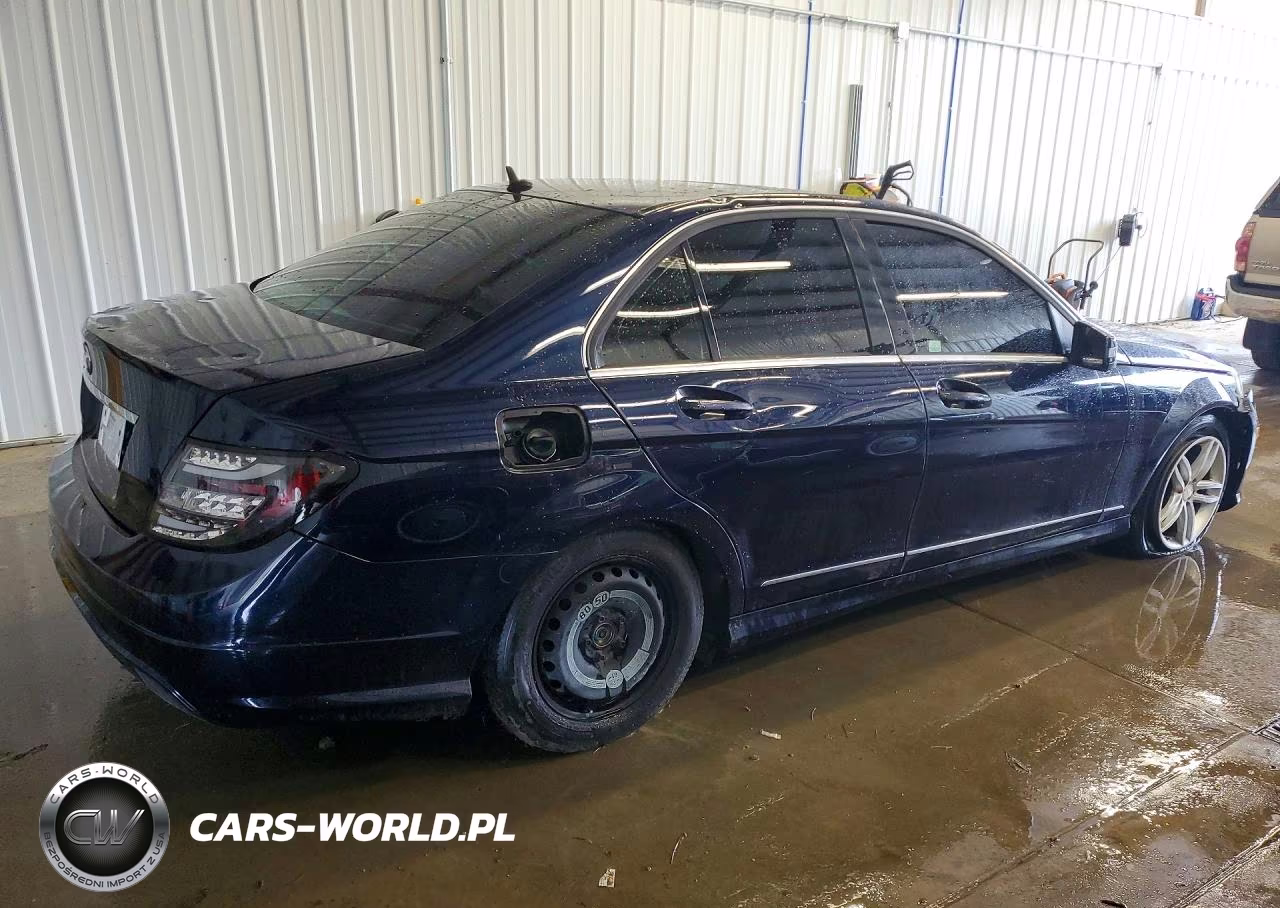 2014 Mercedes-Benz C 250 VIN:WDDGF4HB5EG253569 - 3
