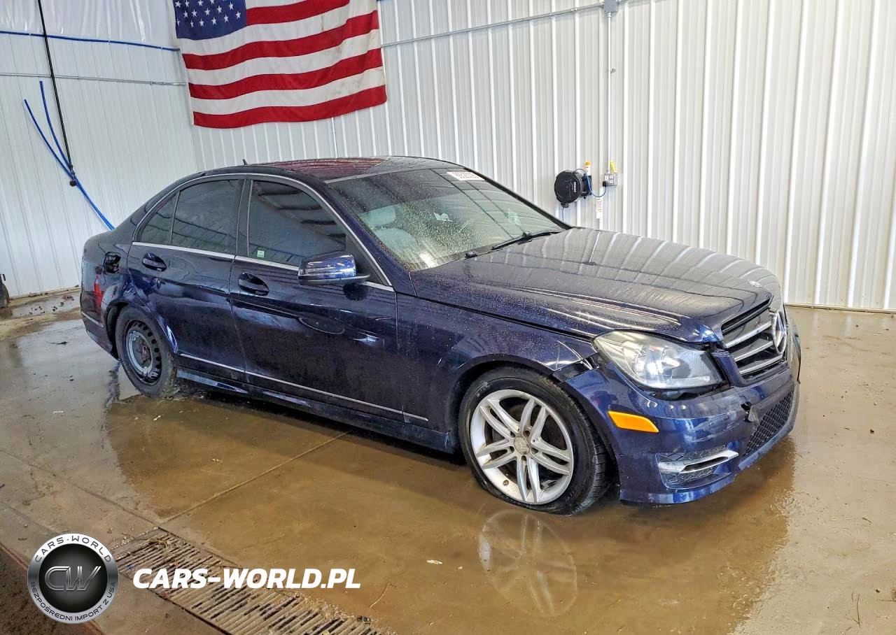 2014 Mercedes-Benz C 250 VIN:WDDGF4HB5EG253569 - 4