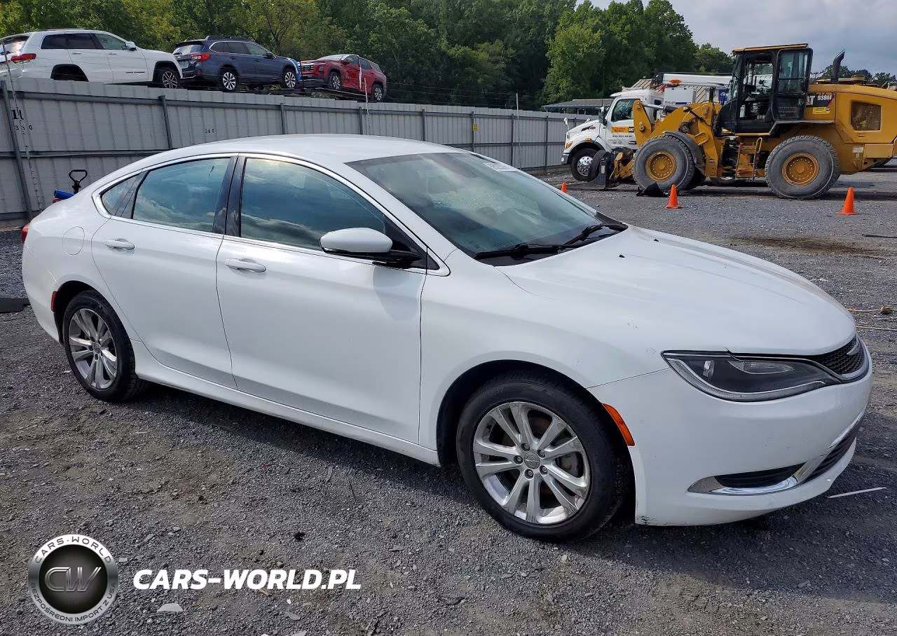 2015 Chrysler 200 Limited VIN:1C3CCCAB9FN598532 - 4