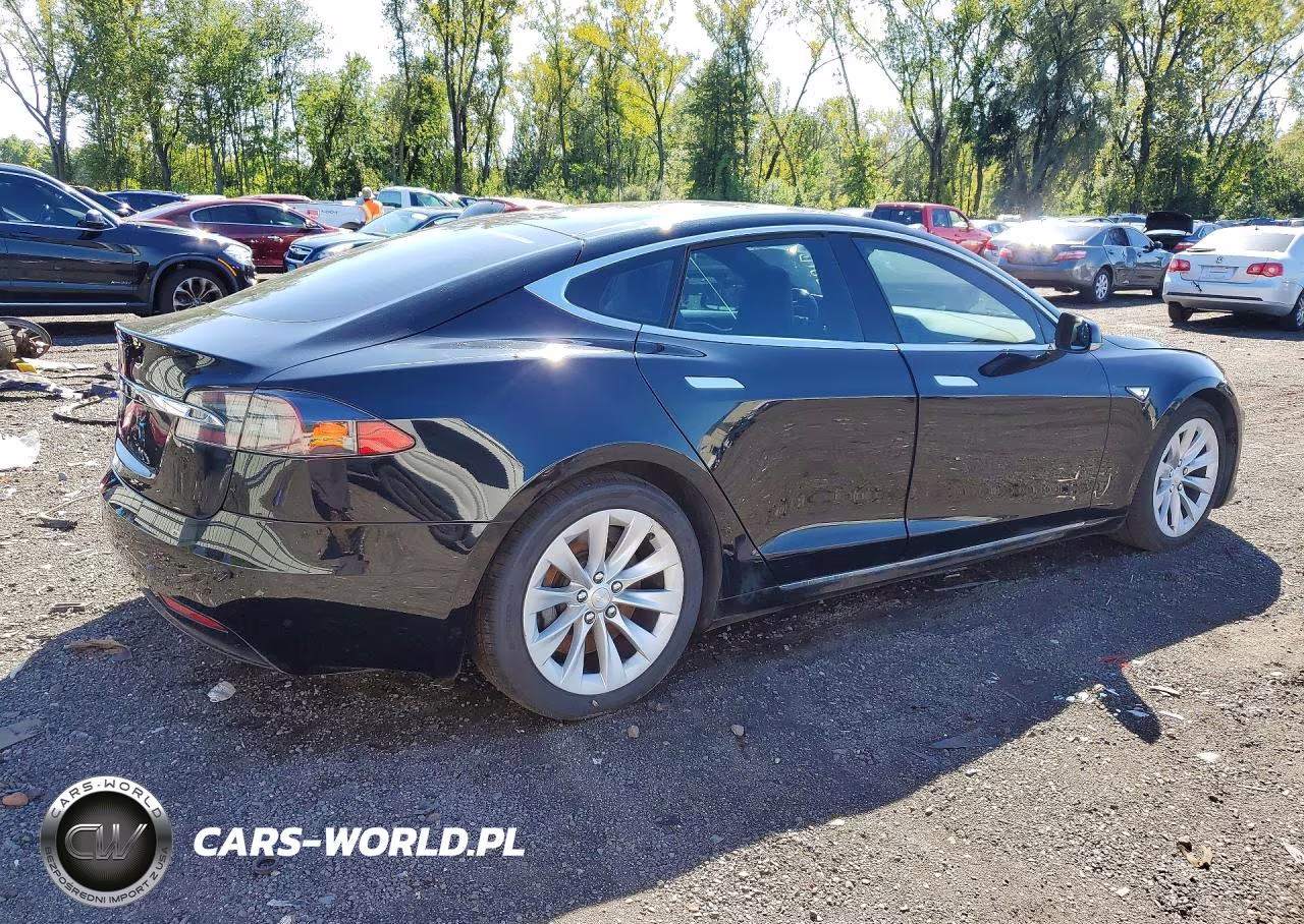 2016 Tesla Model S VIN:5YJSA1E26GF152544 - 3