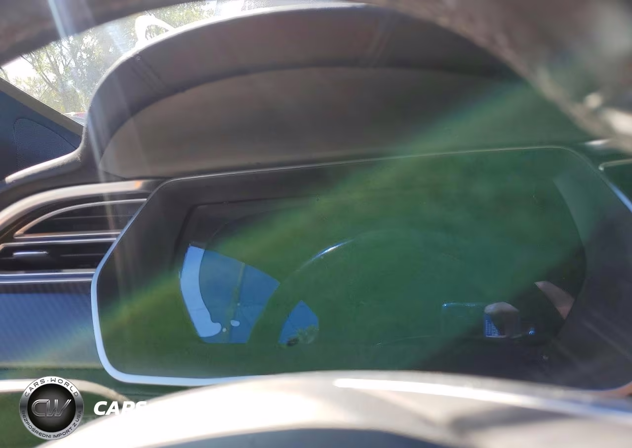 2016 Tesla Model S VIN:5YJSA1E26GF152544 - 9