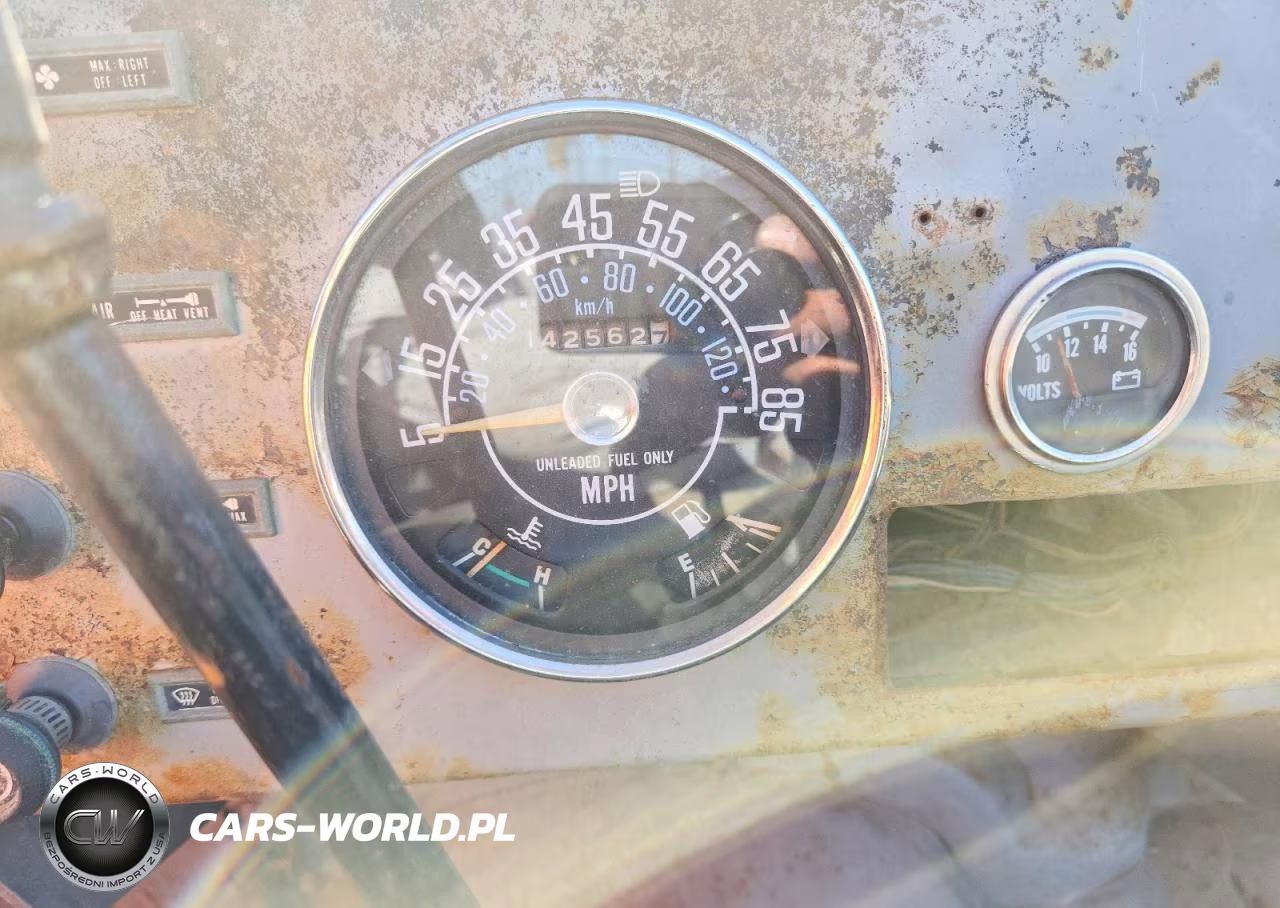 1983 Jeep Jeep Cj7 VIN:1JCCN87A0DT059225 - 10