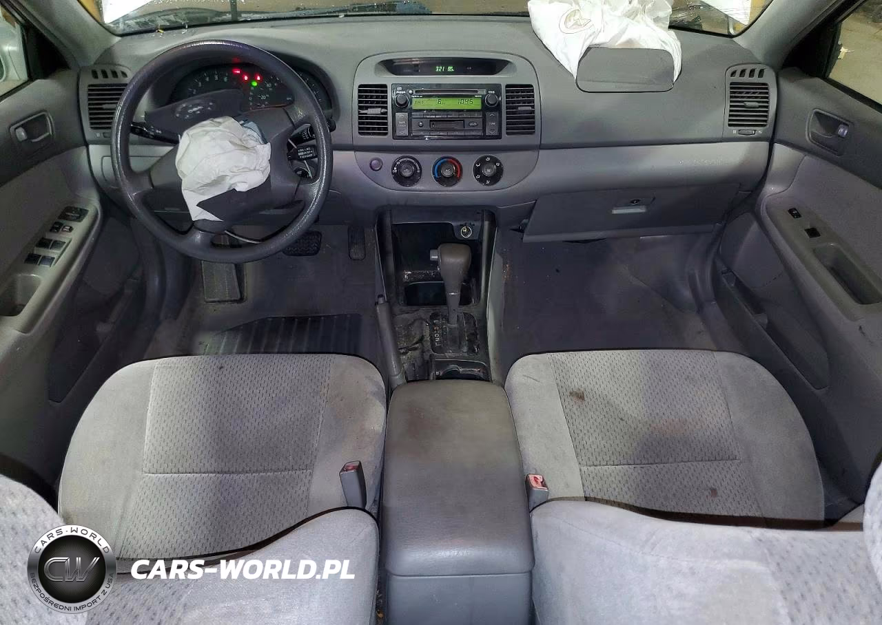 2003 Toyota Camry Le VIN:4T1BE32K63U778158 - 8