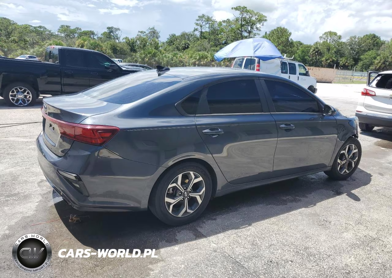 2020 Kia Forte Fe VIN:3KPF24AD6LE140885 - 3