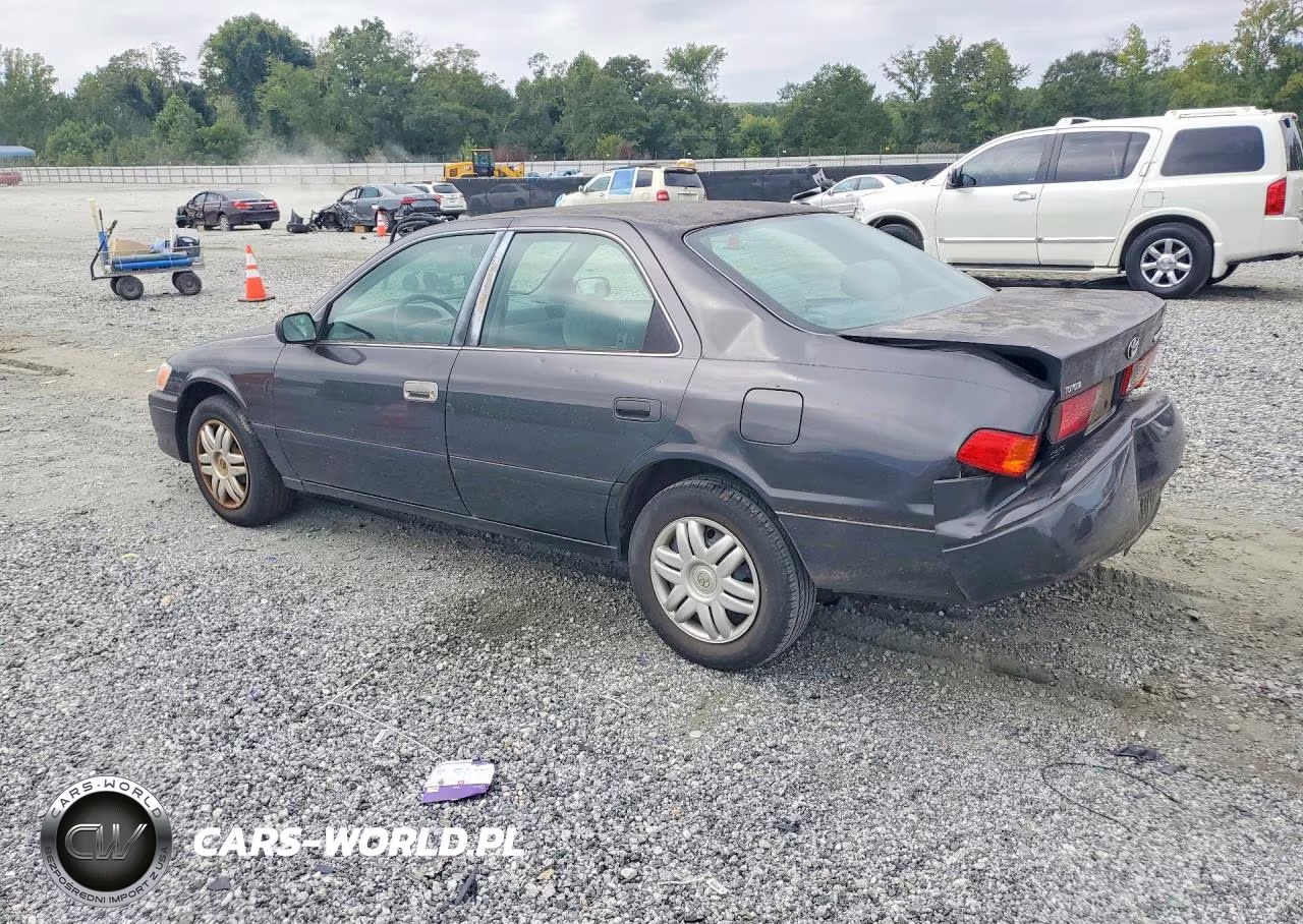 2000 Toyota Camry Le VIN:4T1BG22K9YU968919 - 2