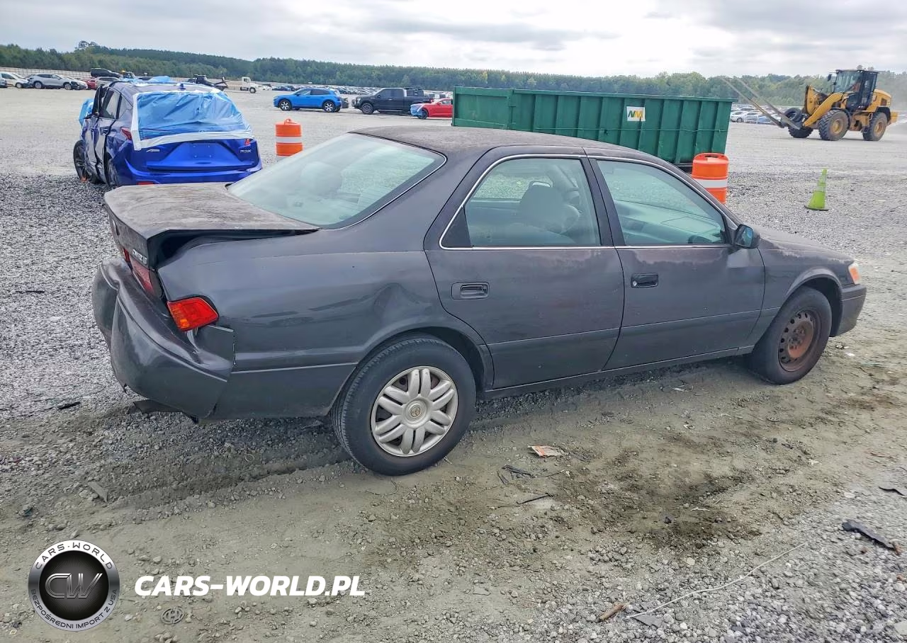 2000 Toyota Camry Le VIN:4T1BG22K9YU968919 - 3