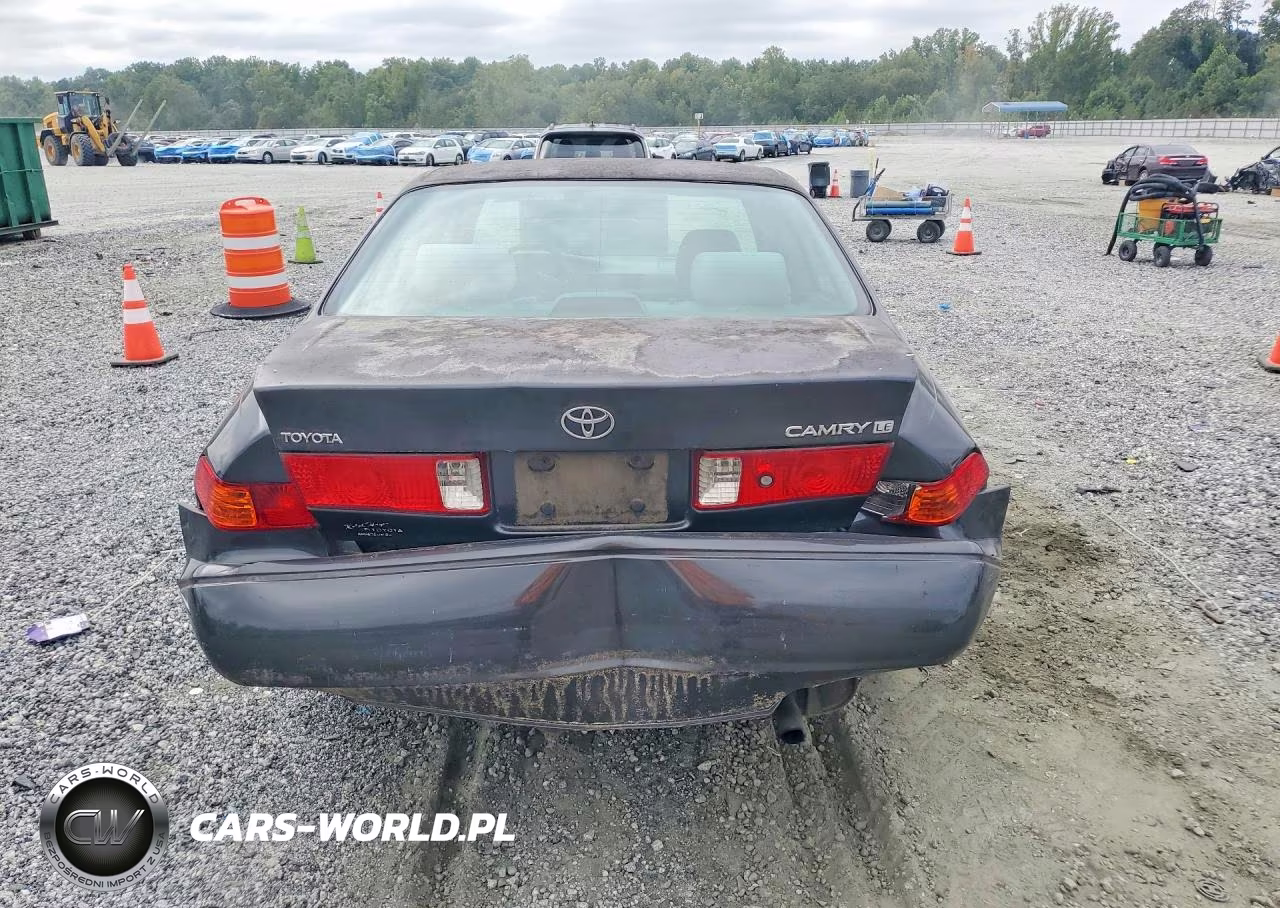 2000 Toyota Camry Le VIN:4T1BG22K9YU968919 - 6