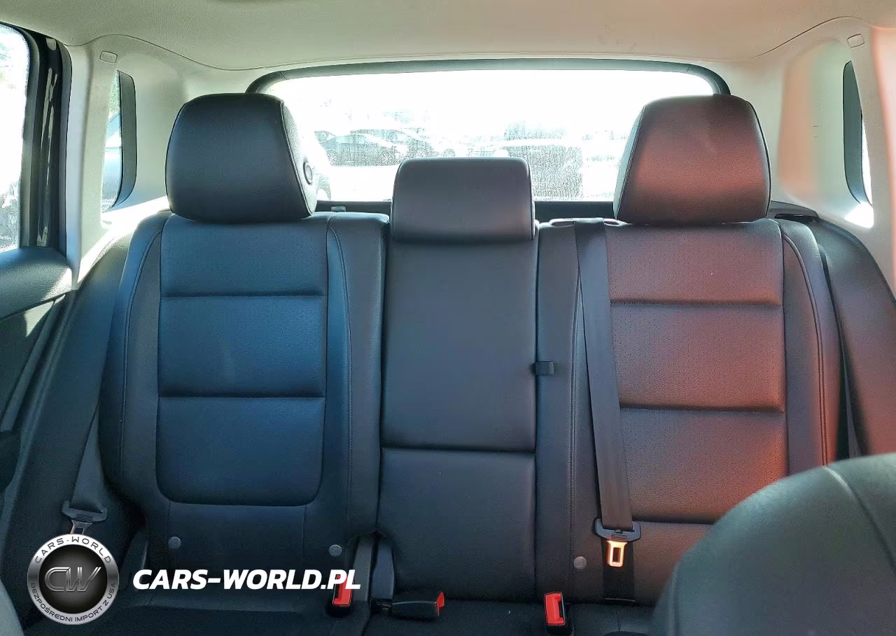 2012 Volkswagen Tiguan S VIN:WVGBV7AX4CW503851 - 10