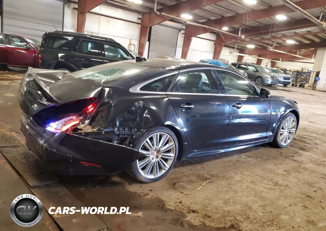 2016 Jaguar Xj VIN:SAJXJ1CD3G8V95424 - 3