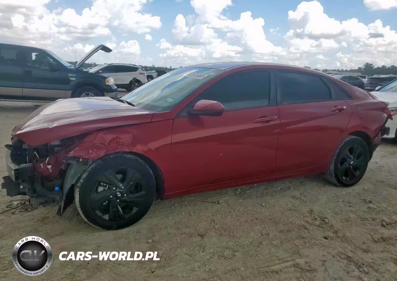 2023 Hyundai Elantra Sel