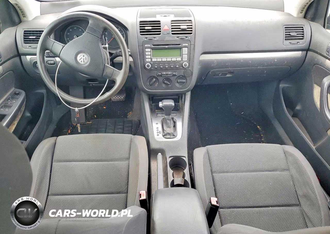 2008 Volkswagen Rabbit VIN:WVWDB71K98W280823 - 8