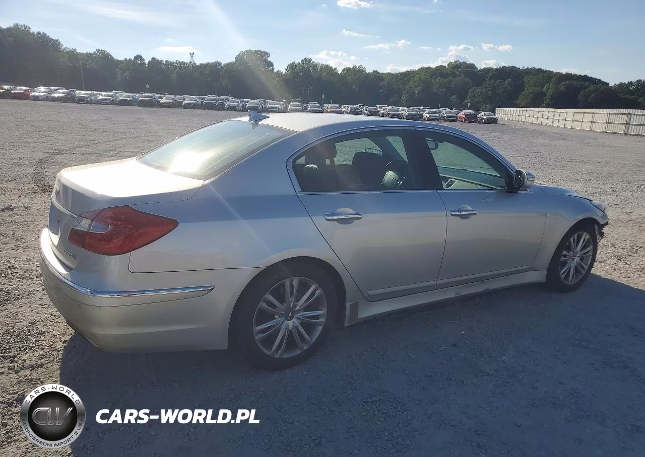 2012 Hyundai Genesis 3.8L VIN:KMHGC4DD7CU204717 - 3