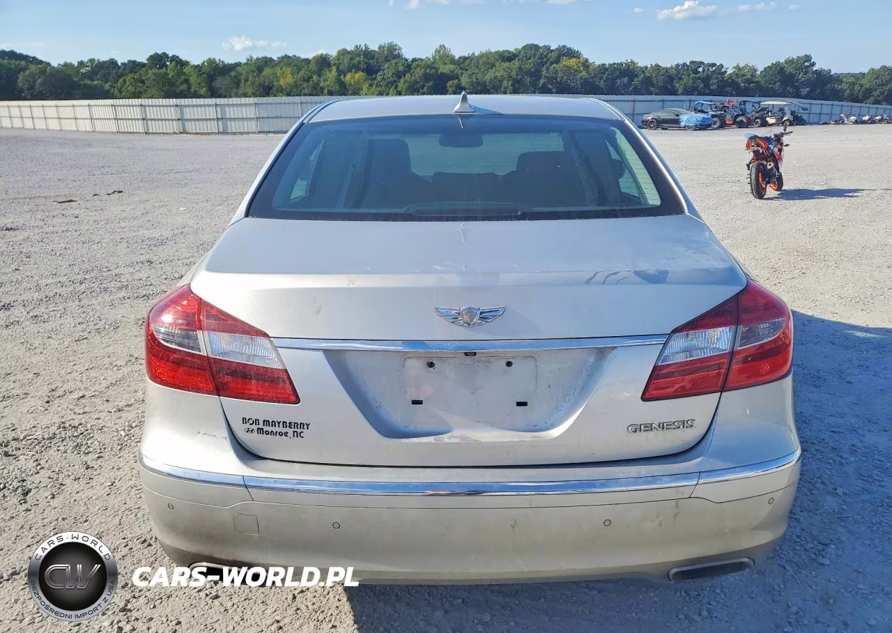 2012 Hyundai Genesis 3.8L VIN:KMHGC4DD7CU204717 - 6