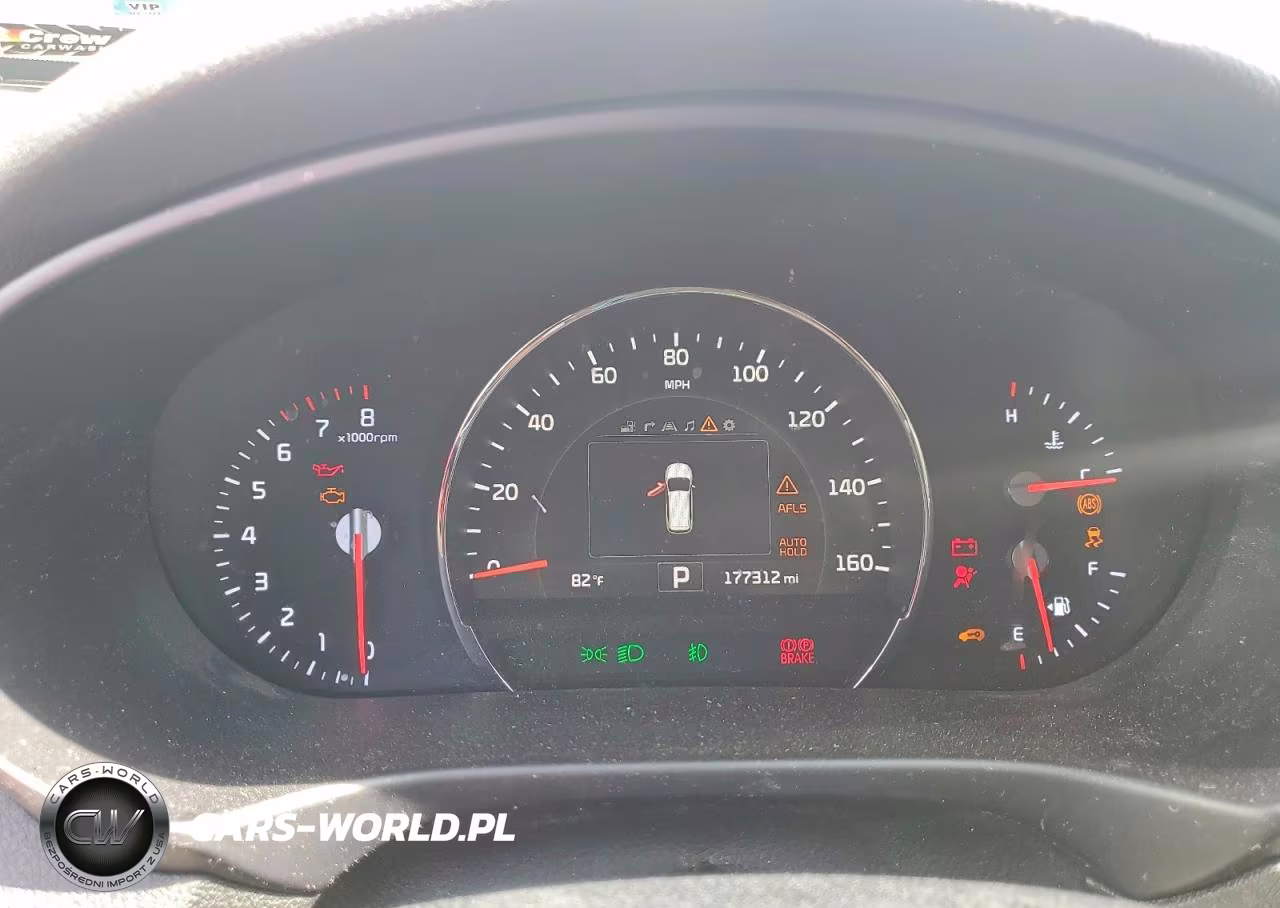 2018 Kia Sorento Sx Limited V6 VIN:5XYPKDA56JG389975 - 9