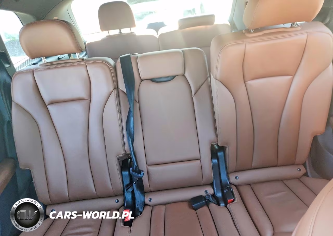 2024 Audi Q7 Premium Plus VIN:WA1LCBF75RD000175 - 10