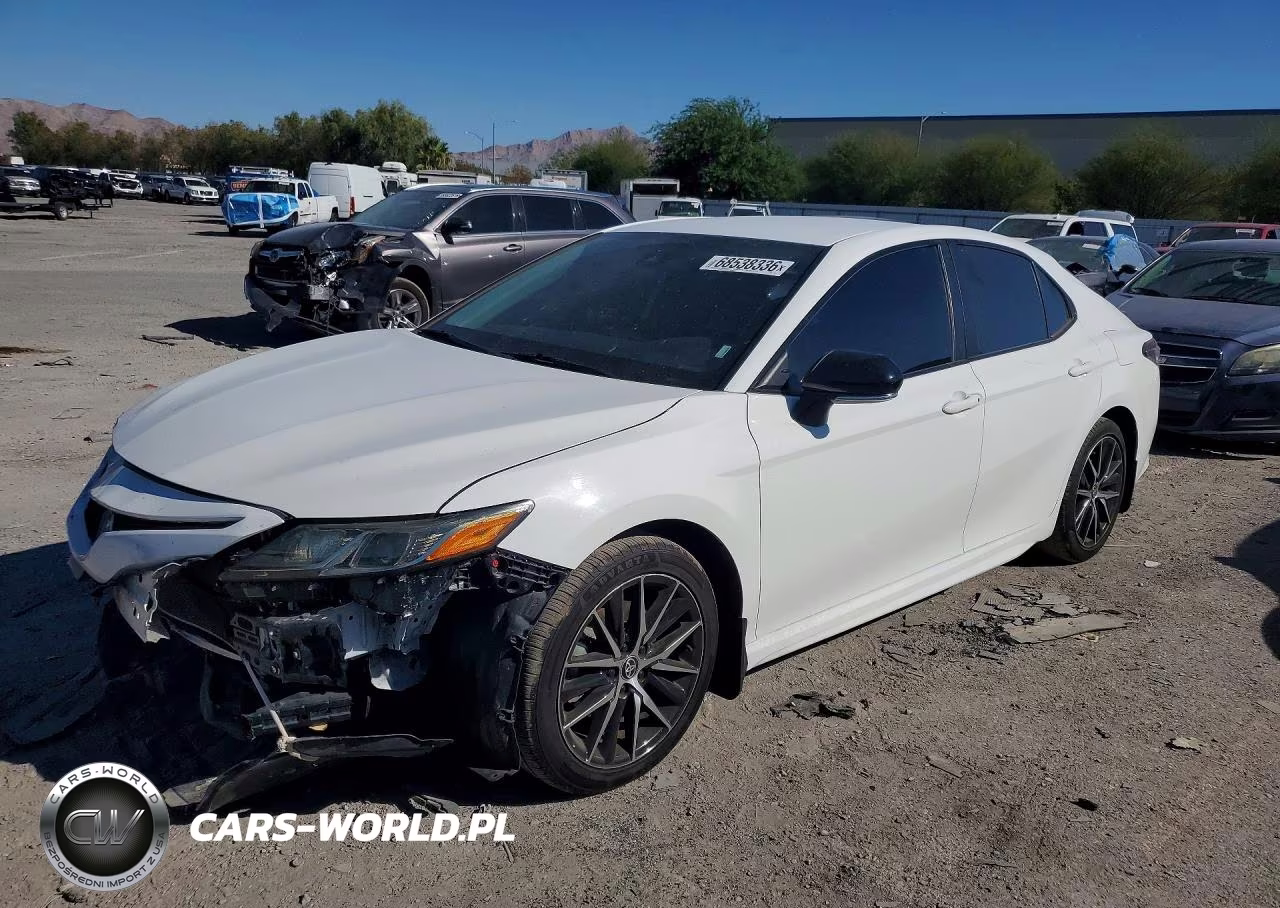 2023 Toyota Camry Se Nightshade