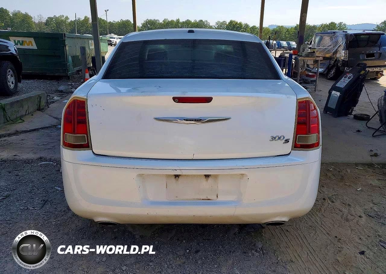 2013 Chrysler 300 S VIN:2C3CCABG5DH685249 - 6