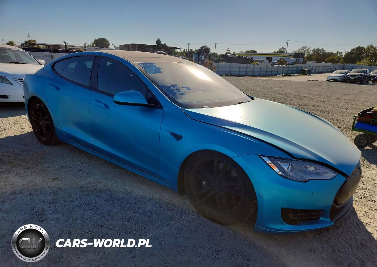 2015 Tesla Model S VIN:5YJSA1E42FF102093 - 4