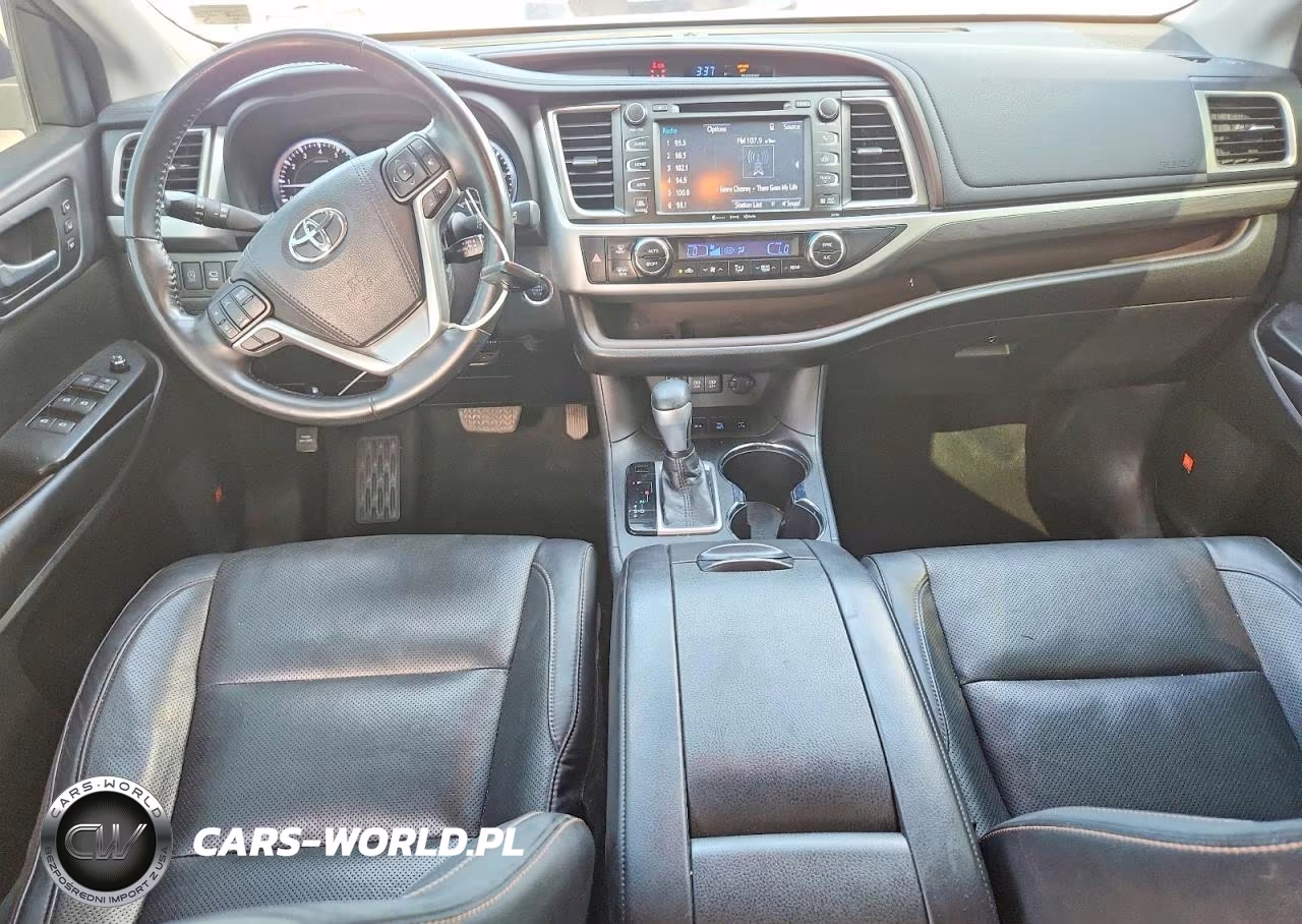2018 Toyota Highlander Limited Platinum VIN:5TDDZRFH0JS871634 - 8