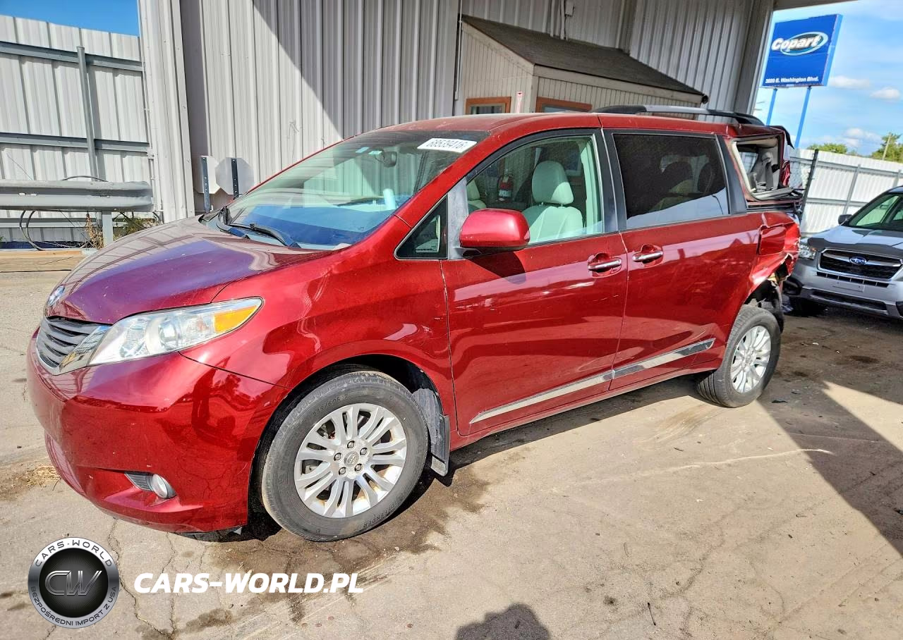 2011 Toyota Sienna VIN:5TDYK3DC9BS147355 - 1