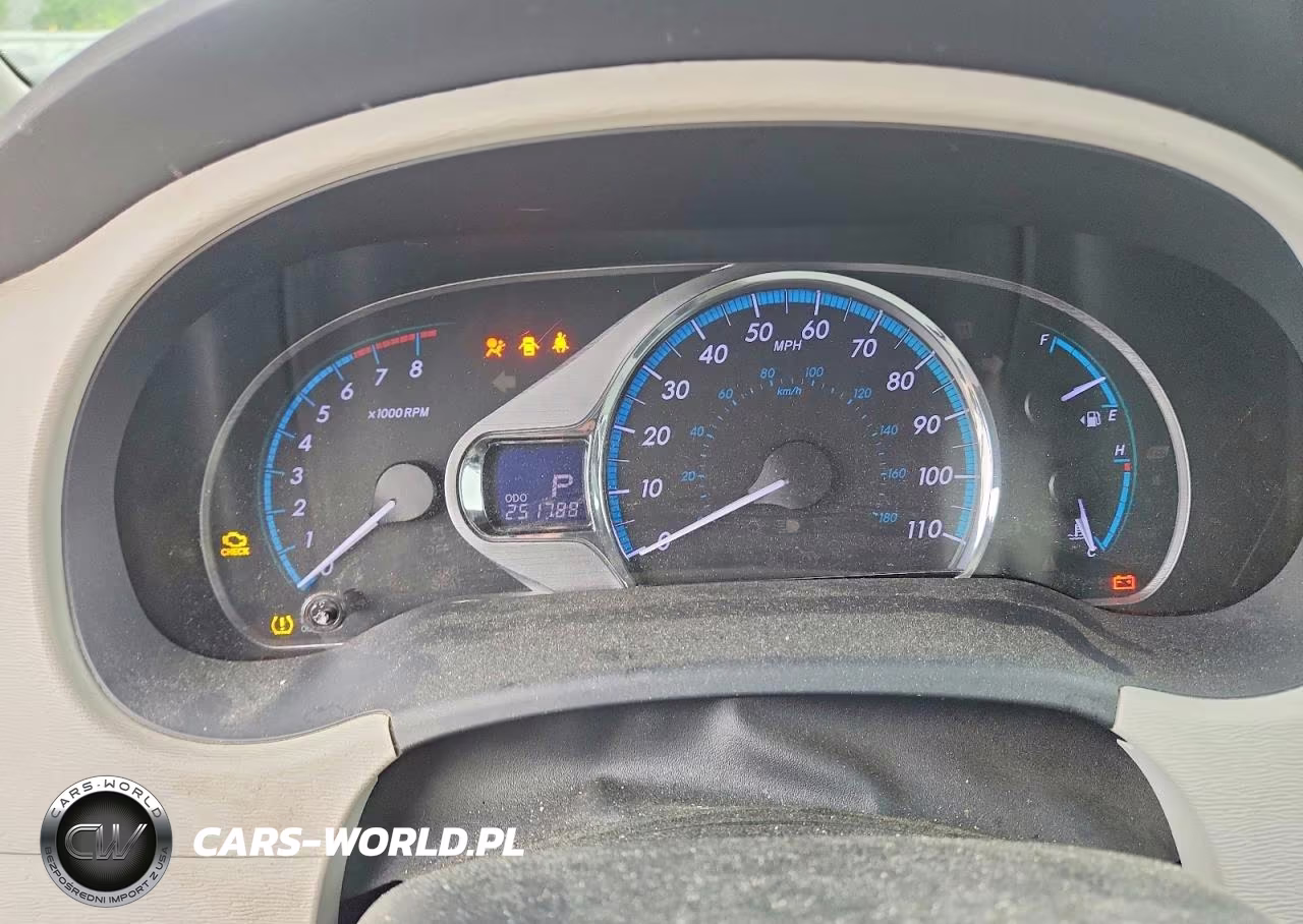 2011 Toyota Sienna VIN:5TDYK3DC9BS147355 - 9