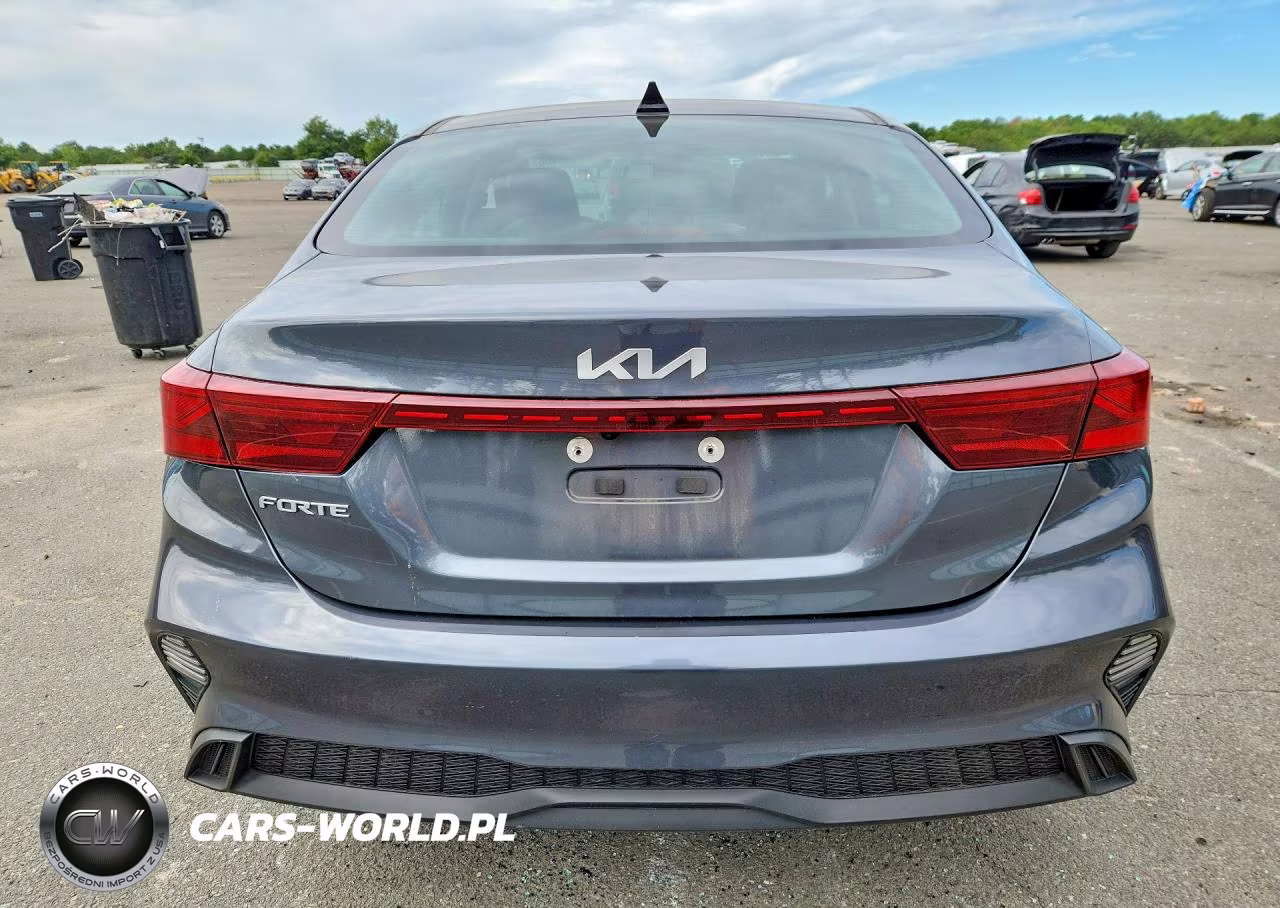 2023 Kia Forte Lxs VIN:3KPF24AD7PE582807 - 6