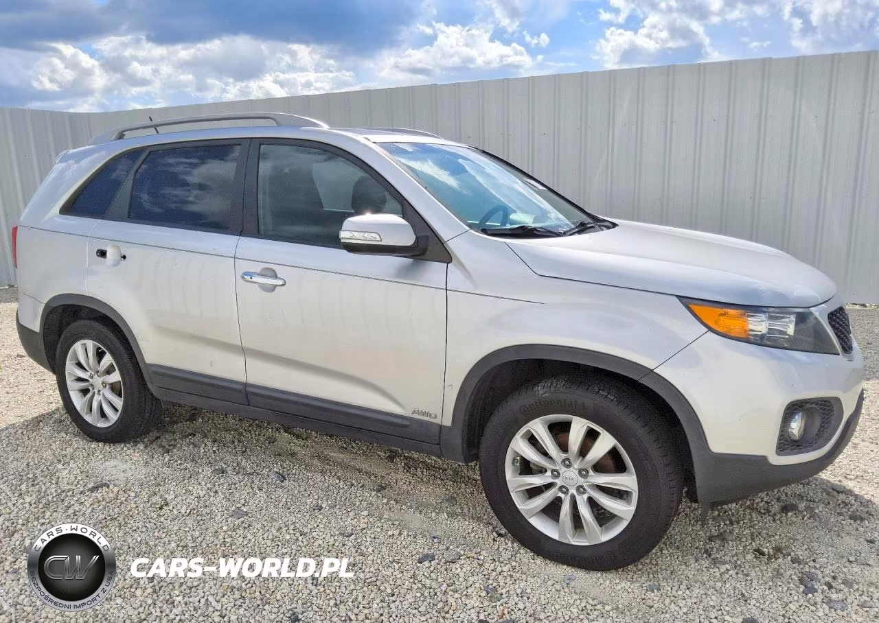 2011 Kia Sorento Ex VIN:5XYKUDA26BG094676 - 4