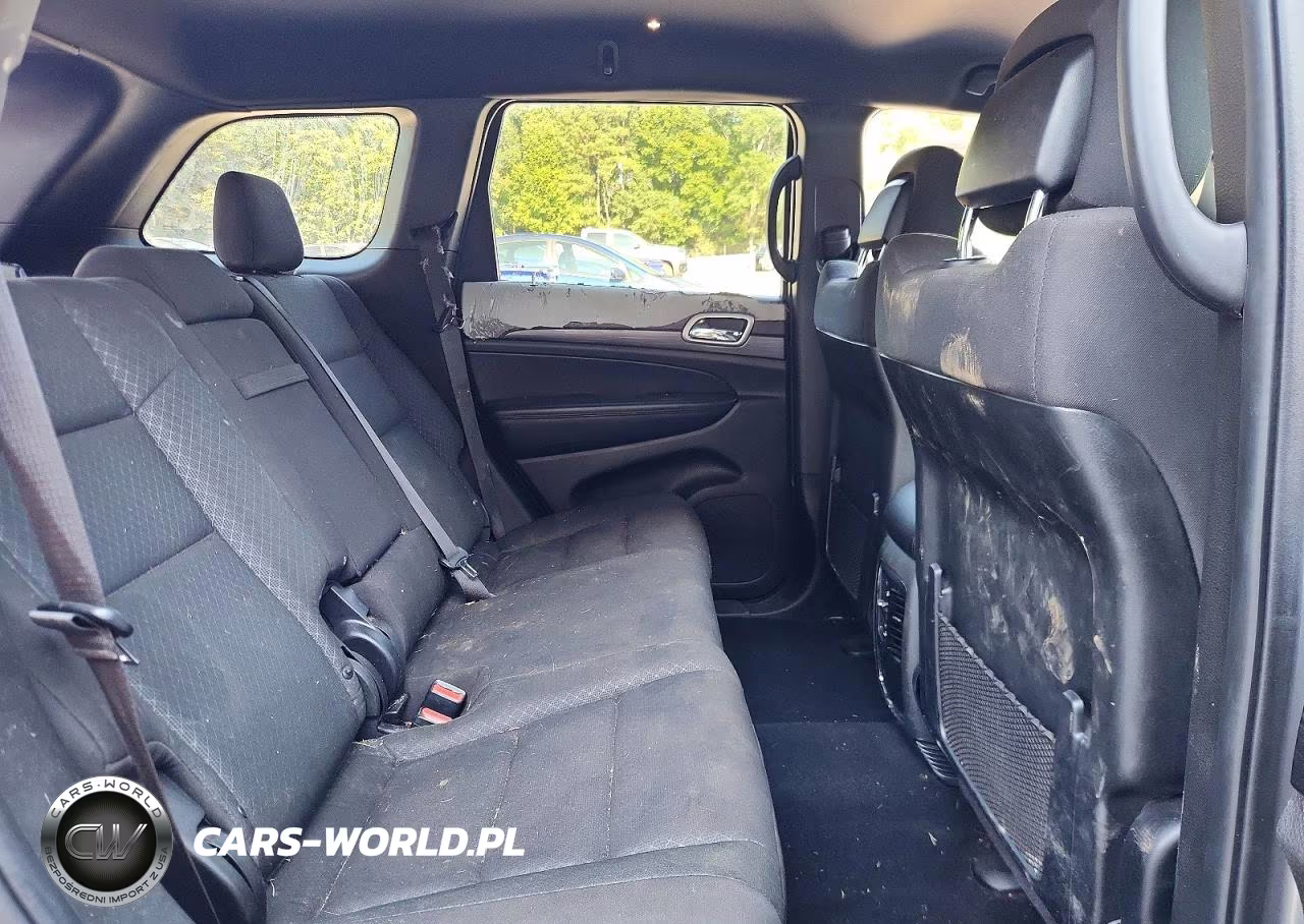 2020 Jeep Grand Cherokee Laredo VIN:1C4RJFAG6LC360850 - 11