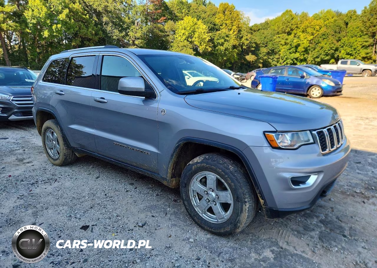 2020 Jeep Grand Cherokee Laredo VIN:1C4RJFAG6LC360850 - 4