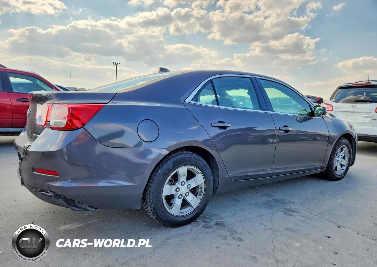 2013 Chevrolet Malibu Ls VIN:1G11B5SA5DF255787 - 3