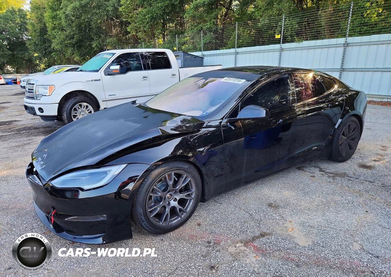 2024 Tesla Model S VIN:5YJSA1E59RF536640 - 1