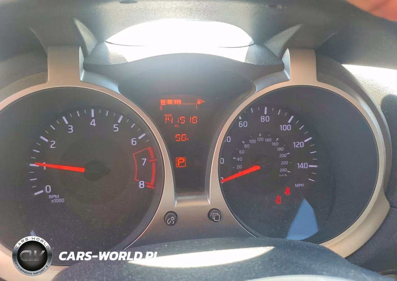 2017 Nissan Juke S VIN:JN8AF5MR7HT705465 - 9
