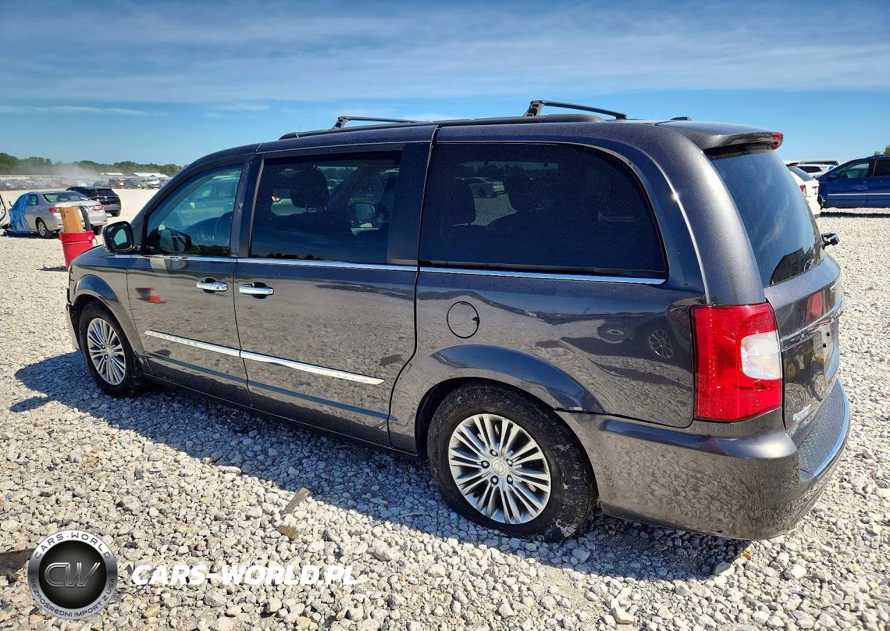 2016 Chrysler Town & Country Touring L VIN:2C4RC1CGXGR174526 - 2