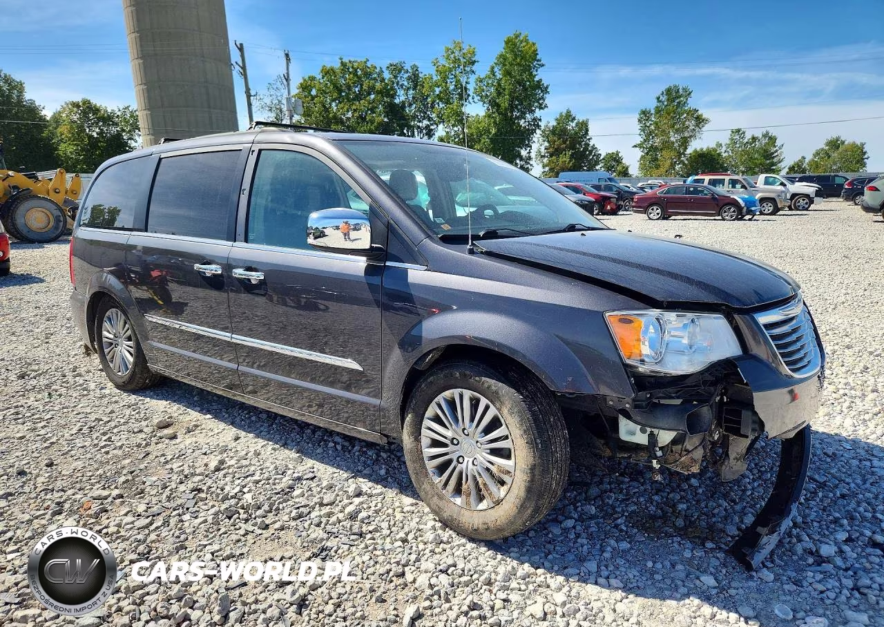 2016 Chrysler Town & Country Touring L VIN:2C4RC1CGXGR174526 - 4