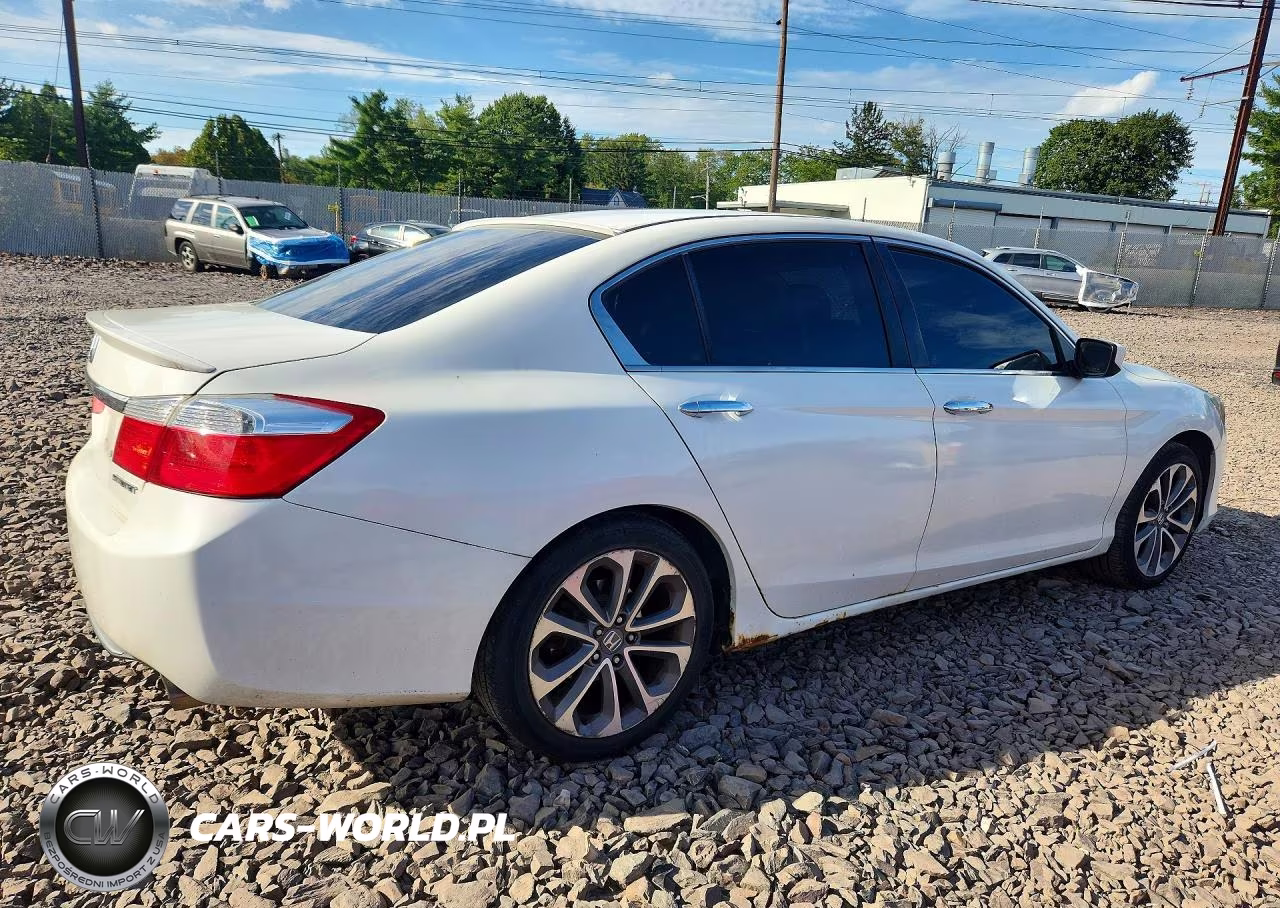 2013 Honda Accord Sport VIN:1HGCR2F58DA121233 - 3