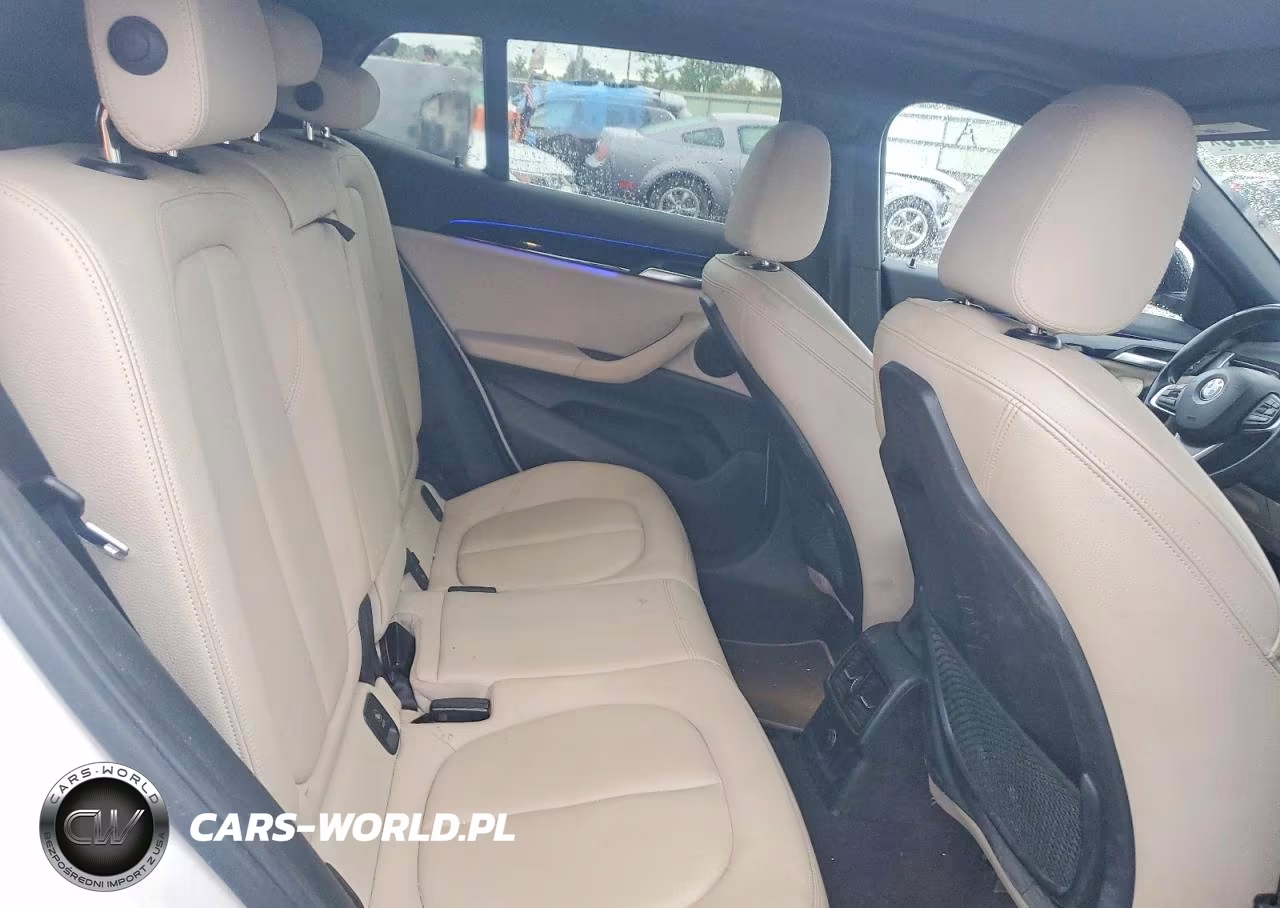 2018 BMW X2 xDrive28I VIN:WBXYJ5C38JEF75394 - 10