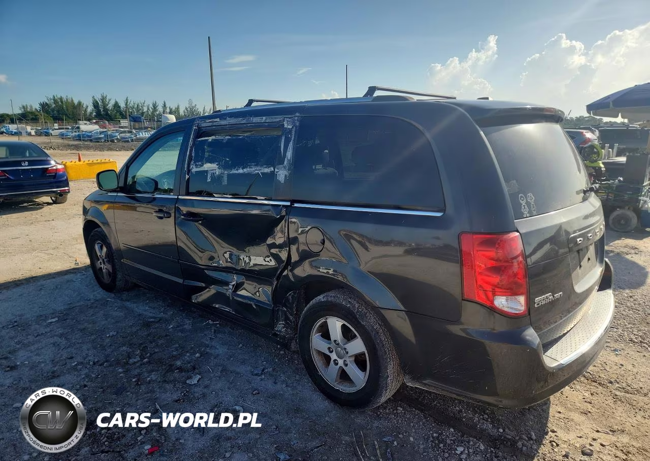 2011 Dodge Grand Caravan Crew VIN:2D4RN5DG0BR755108 - 2