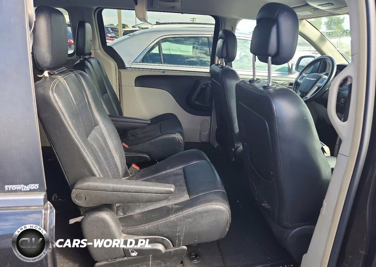 2014 Chrysler Town & Country Touring L VIN:2C4RC1CG3ER198258 - 10