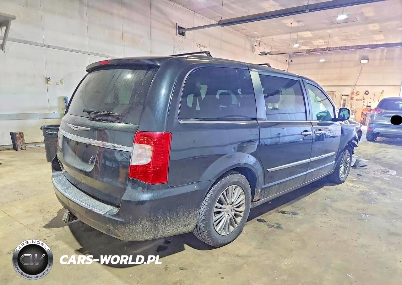 2014 Chrysler Town & Country Touring L VIN:2C4RC1CG3ER198258 - 3