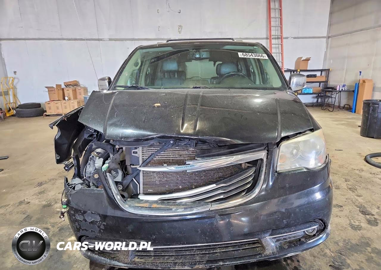 2014 Chrysler Town & Country Touring L VIN:2C4RC1CG3ER198258 - 5