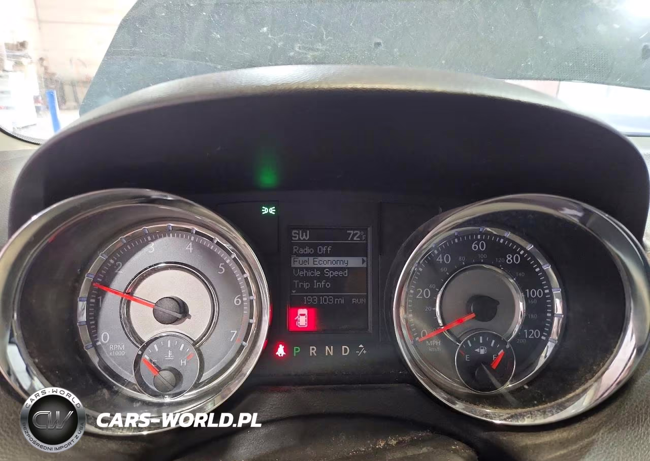 2014 Chrysler Town & Country Touring L VIN:2C4RC1CG3ER198258 - 9