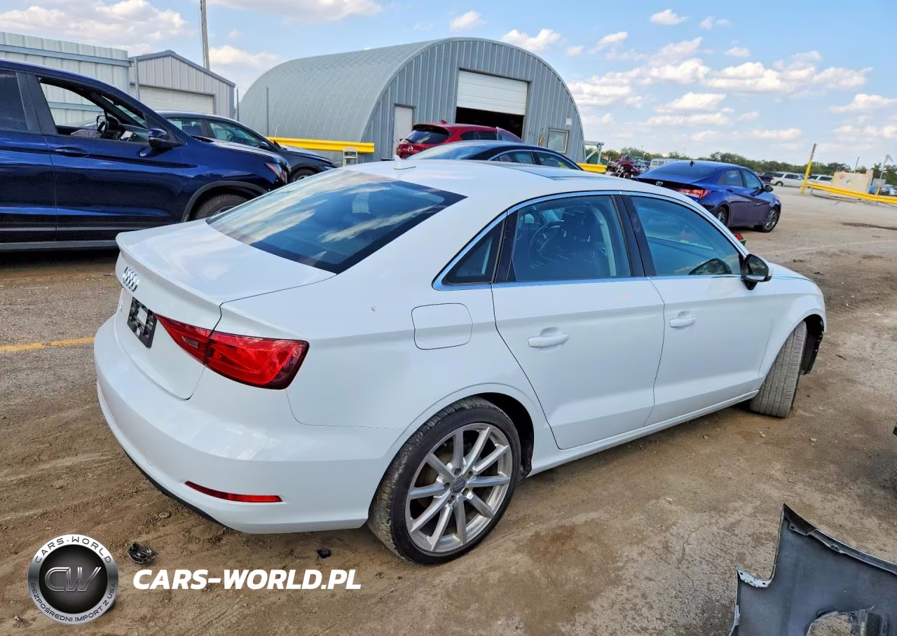 2015 Audi A3 Premium Plus VIN:WAUCCGFFXF1005831 - 3